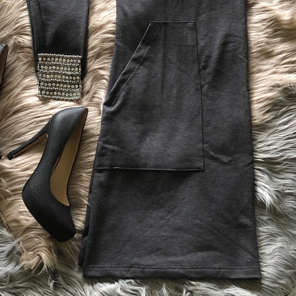 Caracole Grey Long-sleeve Dress. - Picture 4 of 5